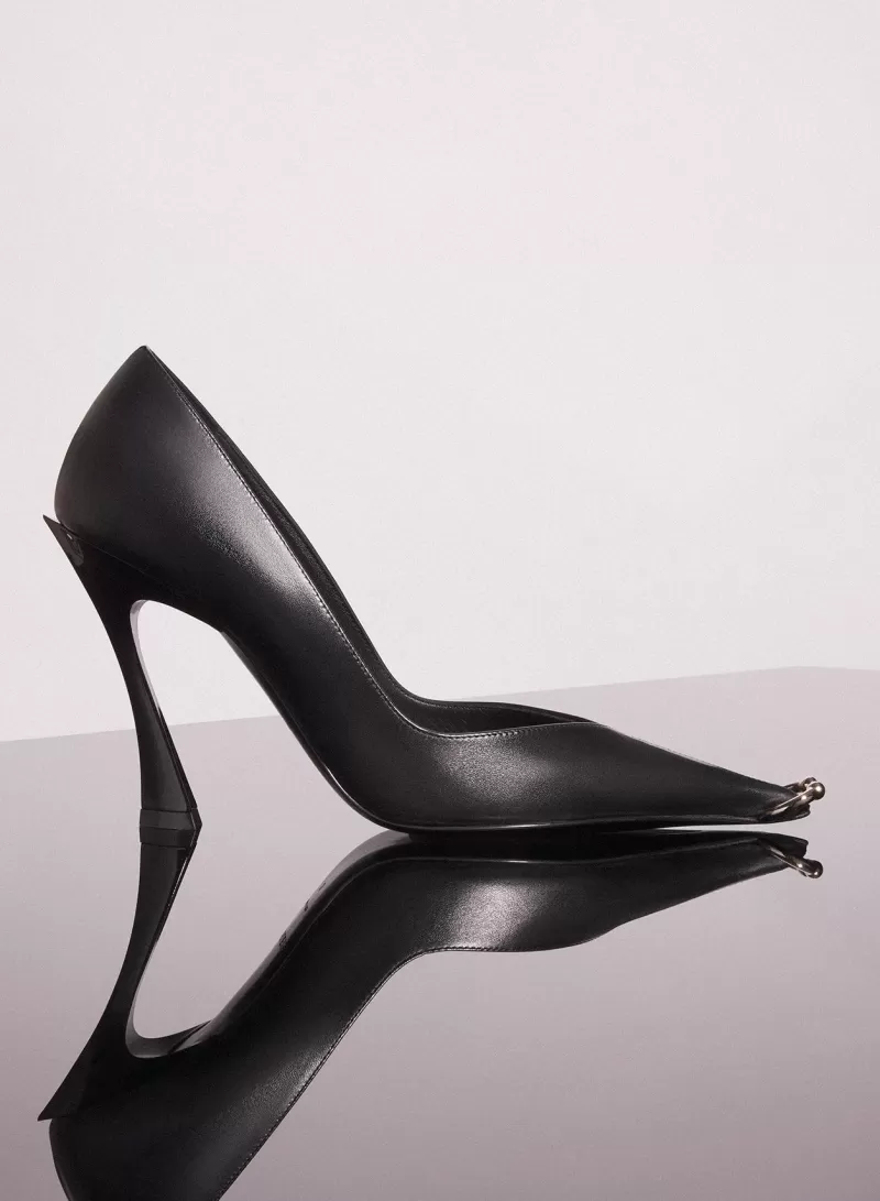 Hot MUGLER black leather piercing fang 95 pump