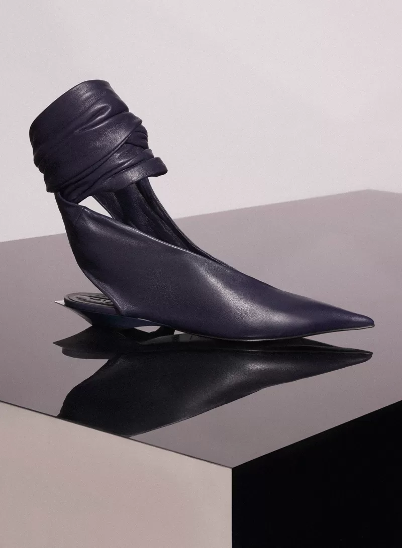 Outlet MUGLER midnight blue leather knot fang flat mules