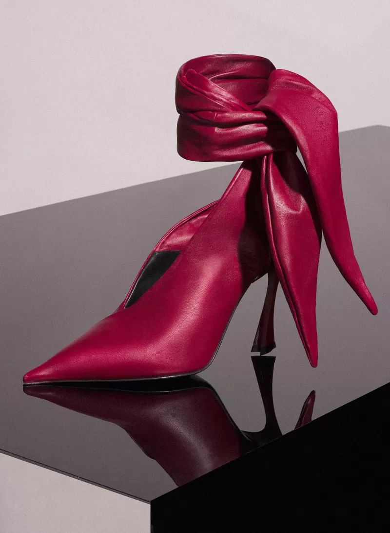 New MUGLER red leather knot fang 95 mules